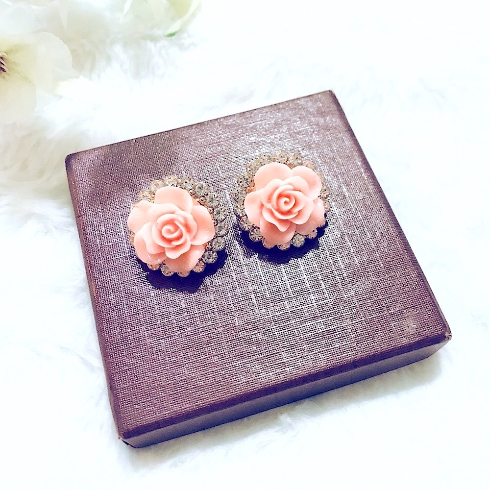 Lovely Peach Acrylic Rose w/💎Studs Halo Earrings - Picture 5 of 16